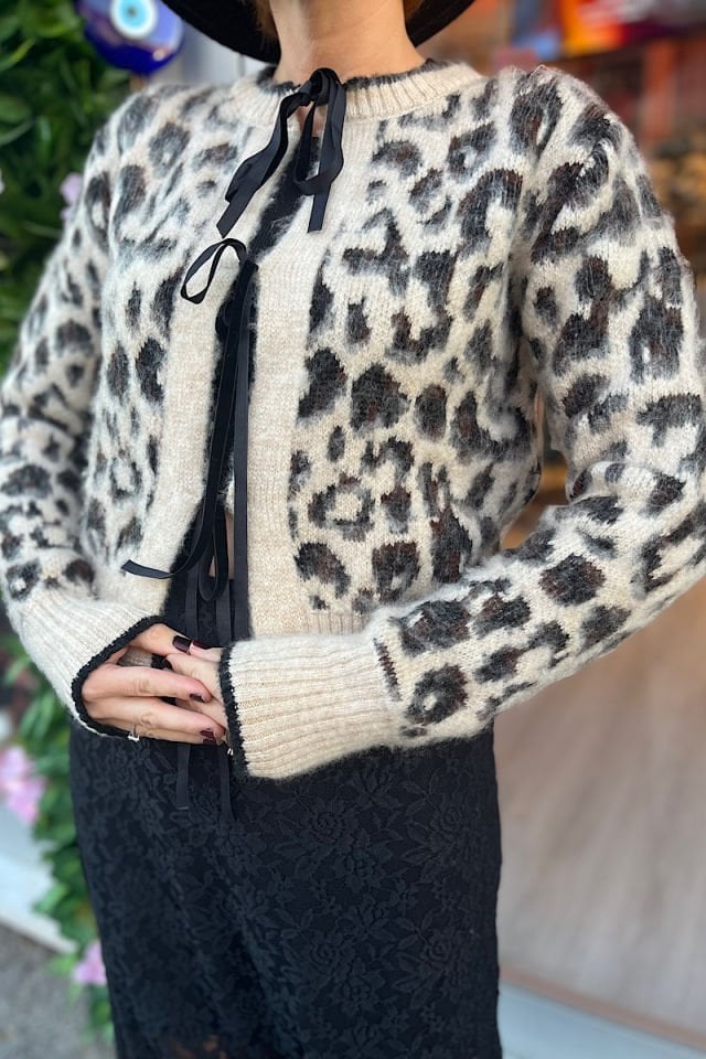 Leopar Desen Kurdele Bağlamalı Hırka