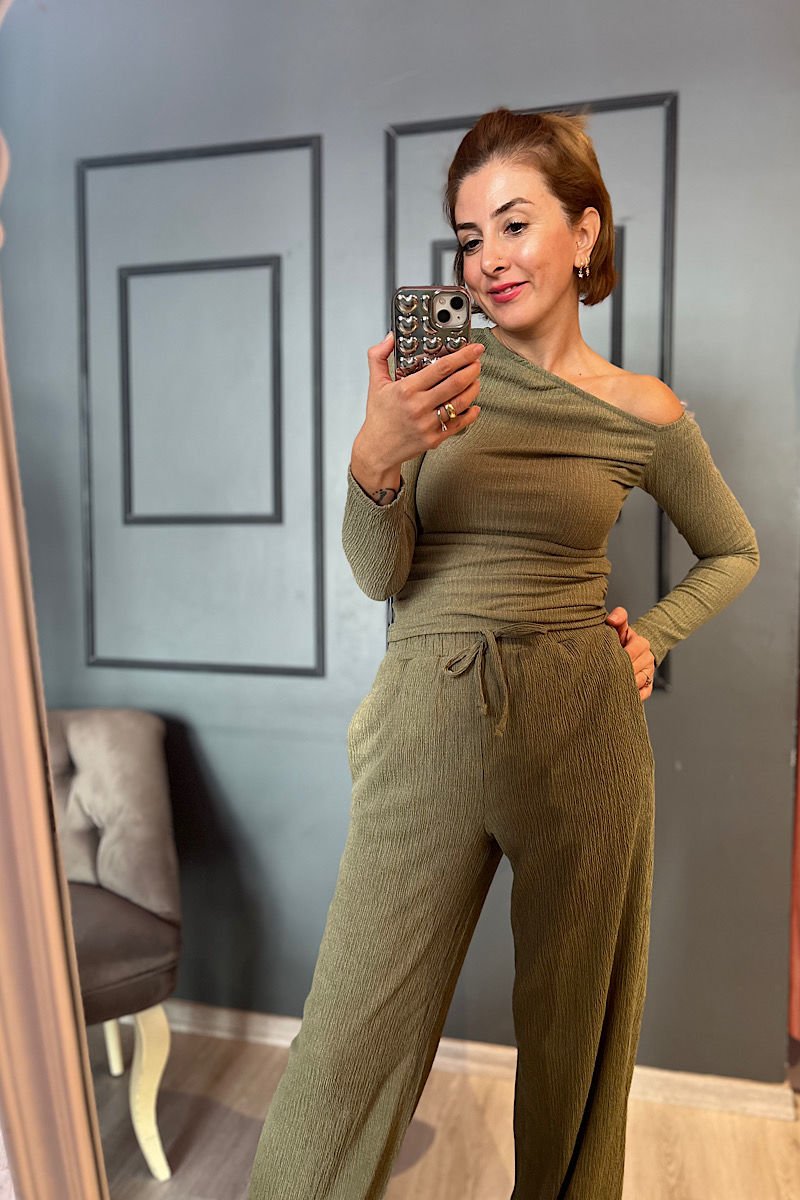 Kayık Yaka Takım-Yeşil