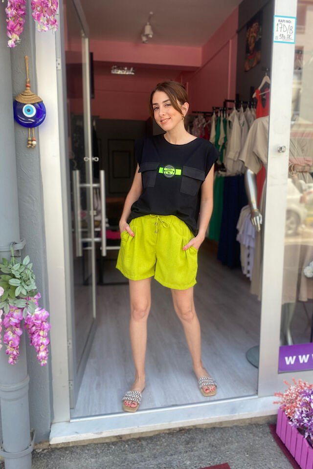 Fıstık Yeşili Şort