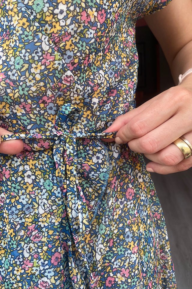 Çıtır Çiçek Desen Şifon Elbise