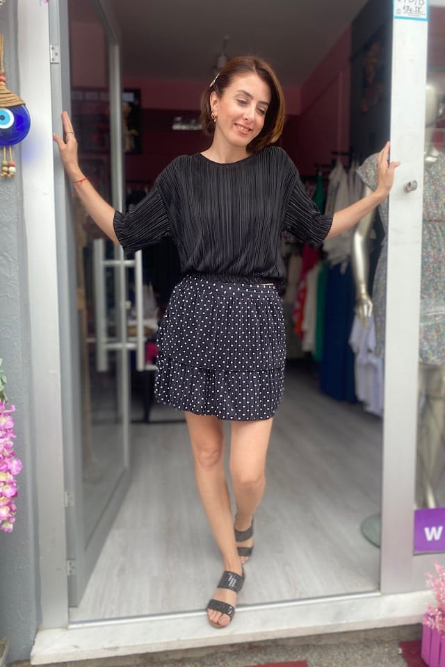 Puantiyeli İçi Şortlu Etek-Siyah