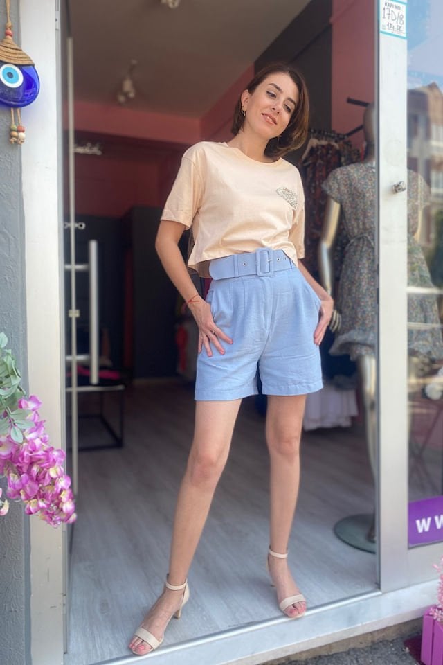 Kemerli Şort