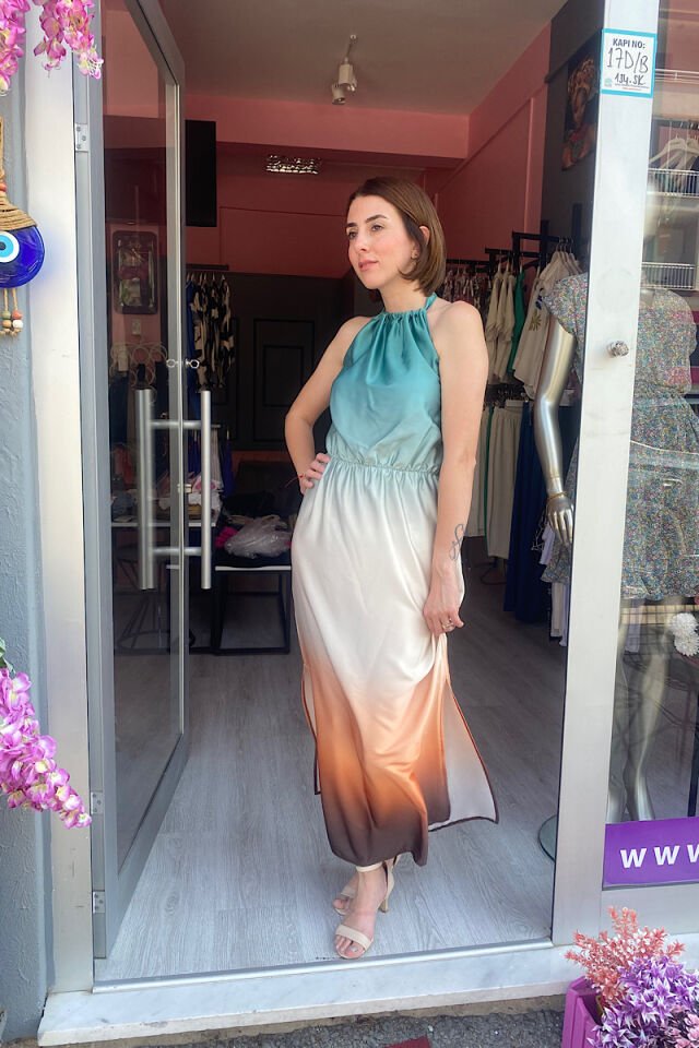 Renk Geçişli Saten Elbise