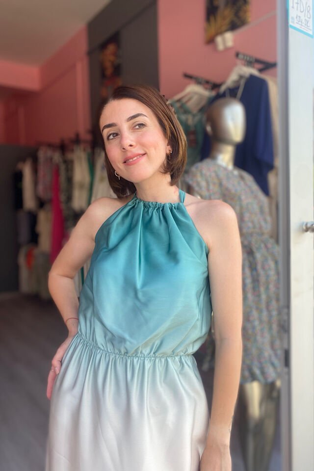 Renk Geçişli Saten Elbise