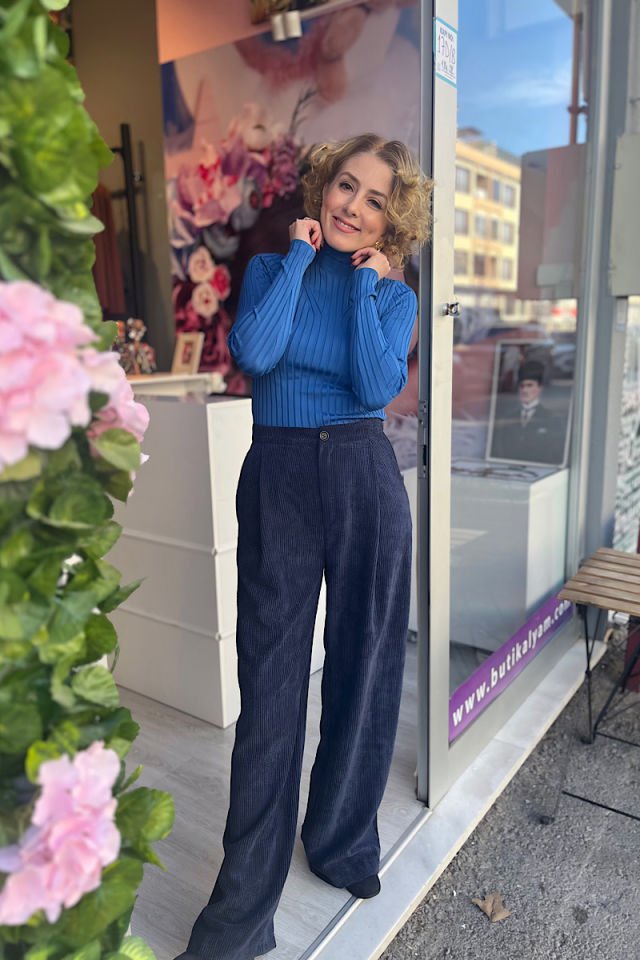 Yarım Balıkçıl Çelik Örme Triko-Saks