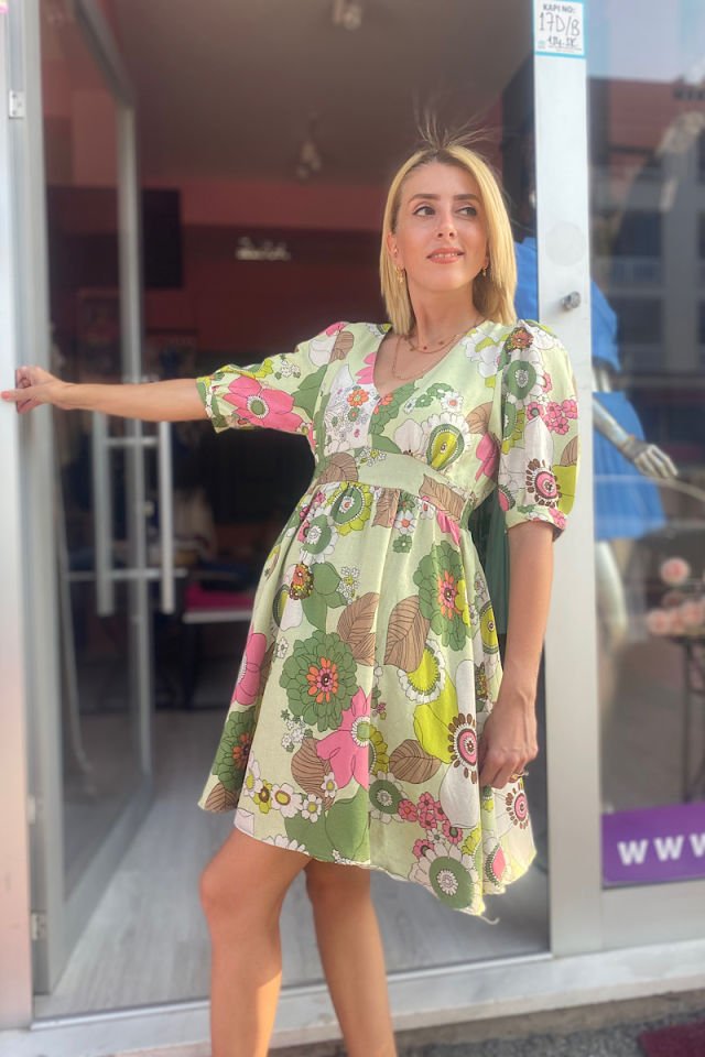 Çiçek Desenli Keten Elbise