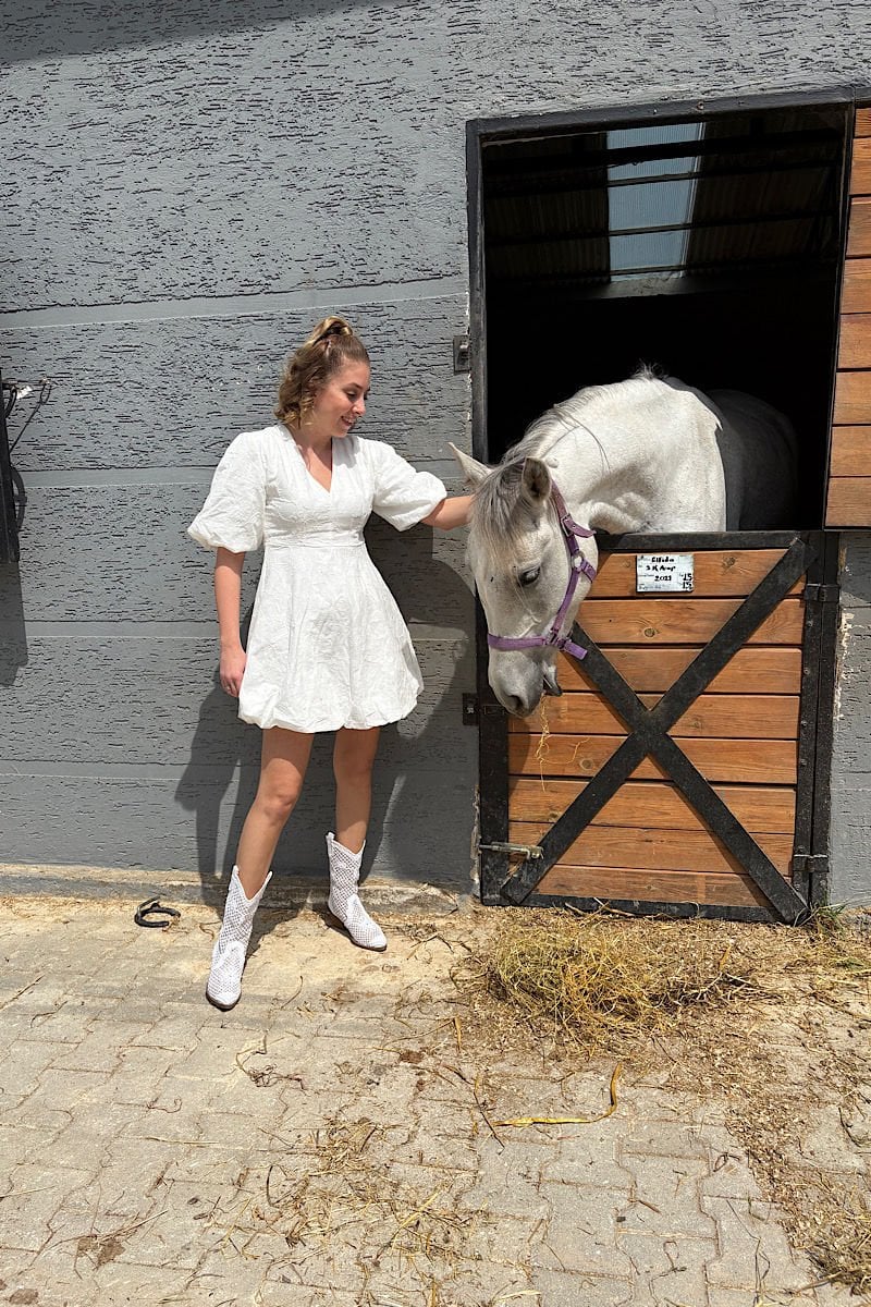 Nakışlı Balon Kol Elbise-Beyaz