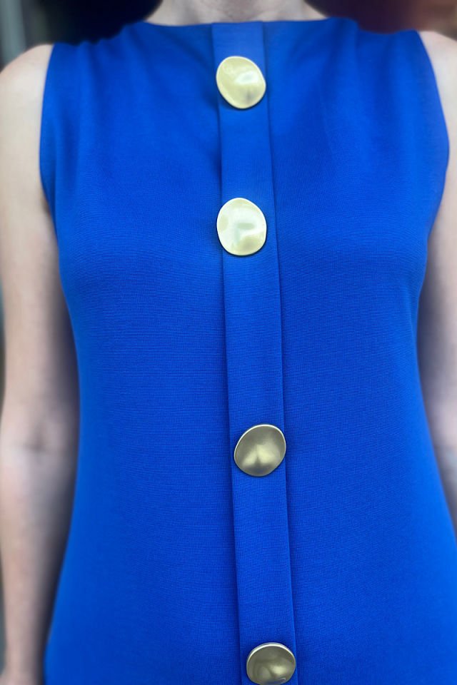 Pilili Gold Düğmeli Kolsuz Elbise-Saks