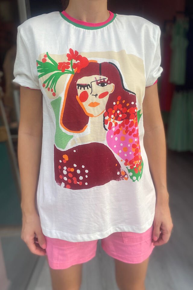 Kadın Figürlü Tişört