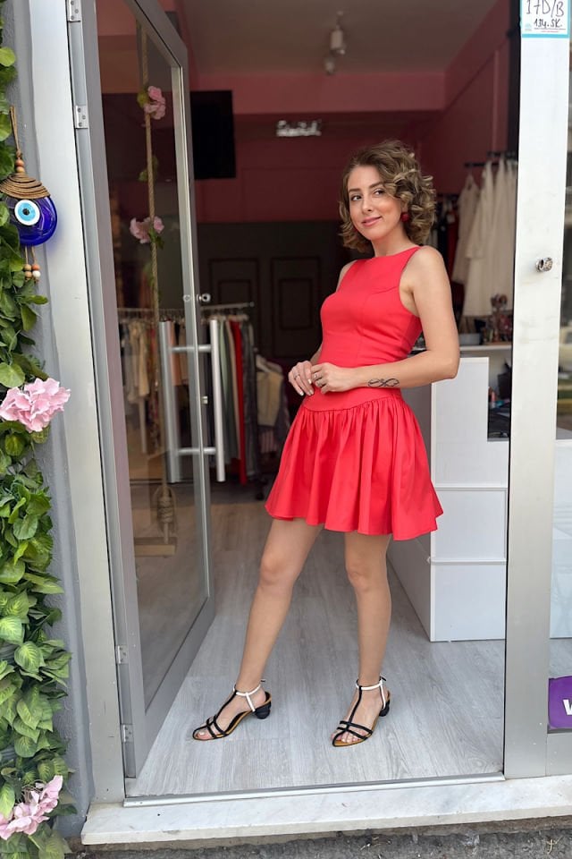 Sırt Dekolteli Mini Elbise-Nar Çiçeği