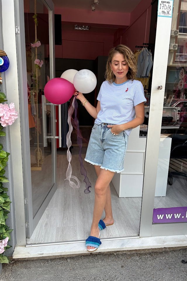 Taşlı Şort-Buz Mavi