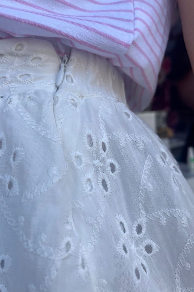 Brode Kumaş İçi Şortlu Etek-Ekru